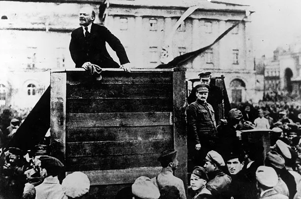 Kisah Revolusi Rusia 1917: Lenin dan Bolshevik